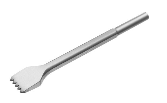 A one inch carbide marble cutting chisel with b teeth for use on softer types of stone