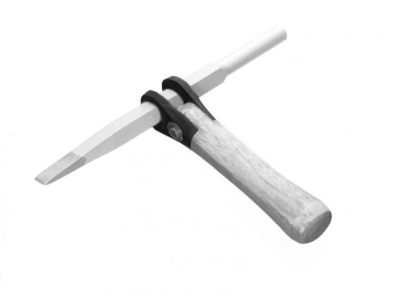A chisel tiller for use with pneumatic chisels